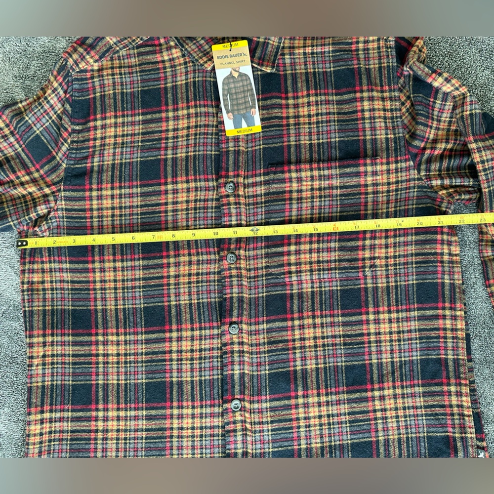 Eddie Bauer - Men's Night Sky Ohio Plaid Relaxed Fit Flannel Shirt, Medium - Picture 8 of 8